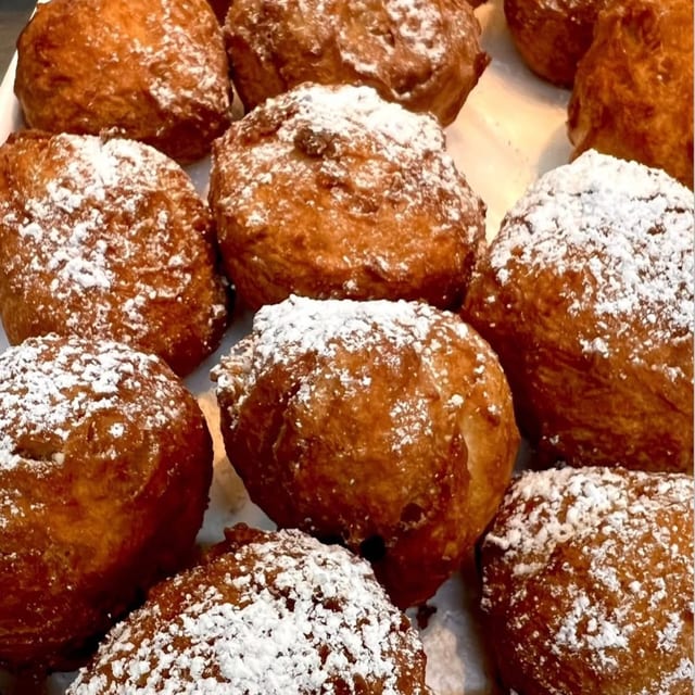 Zeppole.